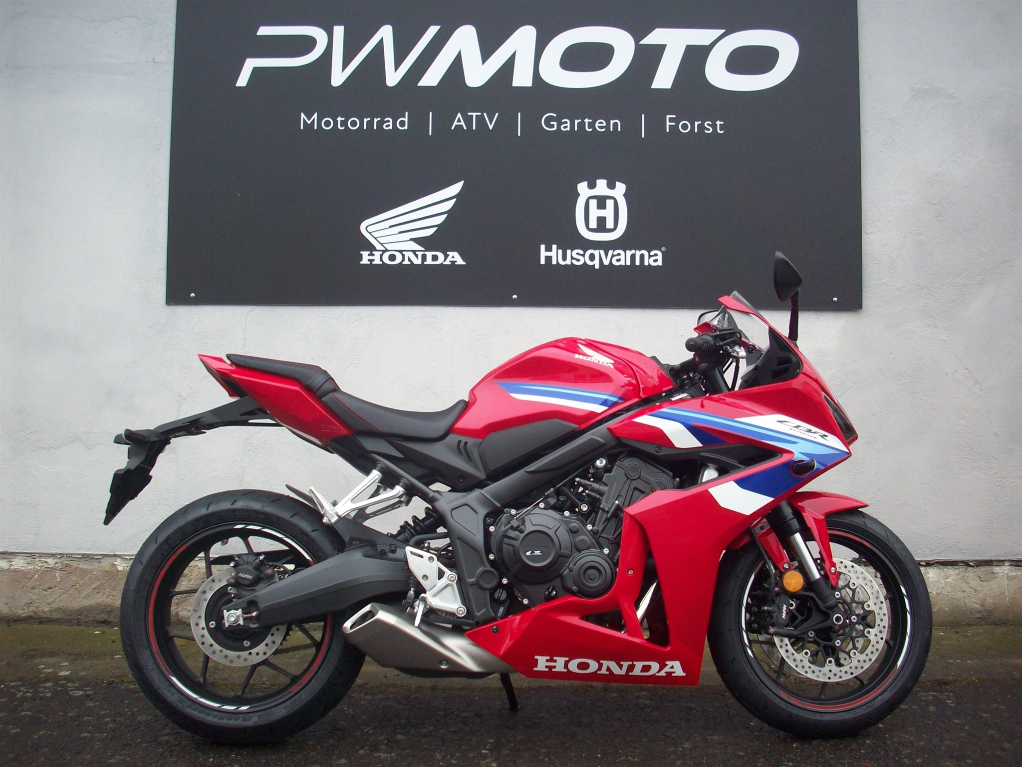 Honda CBR650R