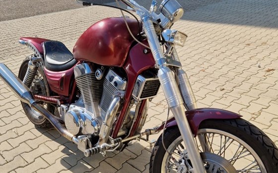Gebrauchtmotorrad Suzuki Intruder VS 1400 - Bild 2