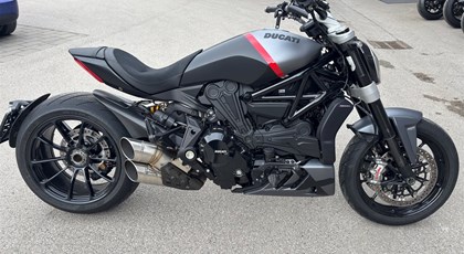 Gebrauchtfahrzeug Ducati XDiavel Black Star
