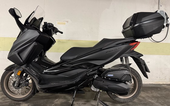 Gebrauchtmotorrad Honda Forza 125 - Bild 1