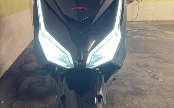 Gebrauchtmotorrad Honda Forza 125 - Bild 3