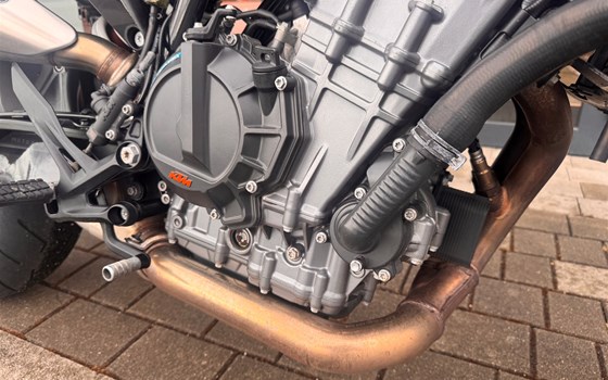 Gebrauchtmotorrad KTM 890 Duke - Bild 8