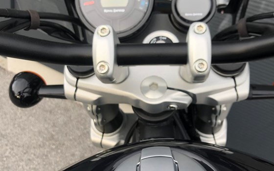 Neufahrzeug Royal Enfield Super Meteor 650 - Bild 15