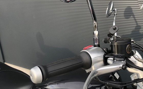 Neufahrzeug Royal Enfield Super Meteor 650 - Bild 5