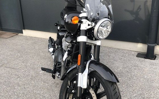 Neufahrzeug Royal Enfield Super Meteor 650 - Bild 9