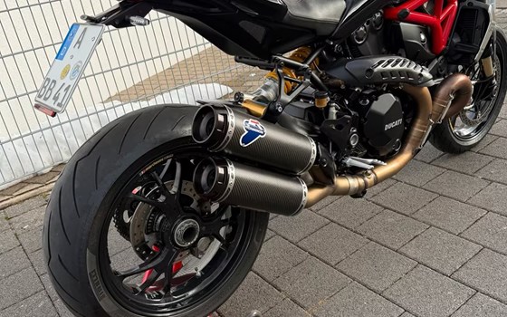 Gebrauchtmotorrad Ducati Monster 1200 R - Bild 2