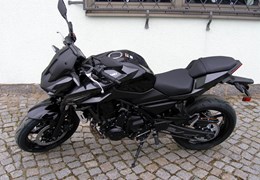 Neumotorrad Kawasaki Z650 S