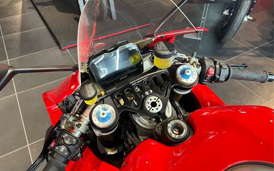 Gebrauchtmotorrad Ducati Panigale V4 R - Bild 6