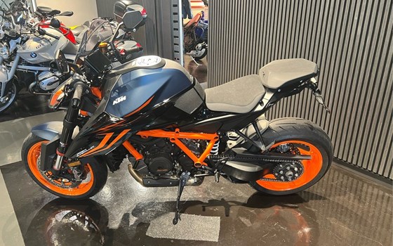 Gebrauchtmotorrad KTM 1290 Super Duke R - Bild 2