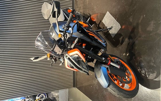 Gebrauchtmotorrad KTM 1290 Super Duke R - Bild 3