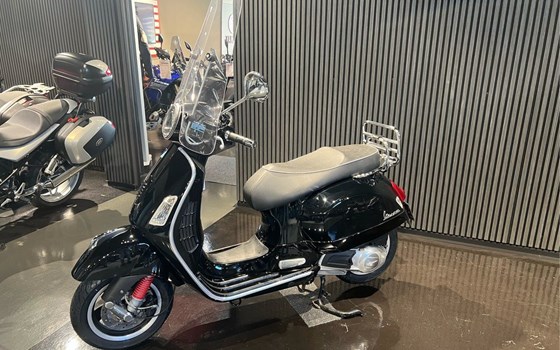 Gebrauchtmotorrad Vespa GTS 125 - Bild 3