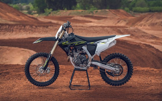 Neufahrzeug Triumph TF 450-X - Bild 10