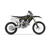 Neumotorrad Triumph TF 450-X 