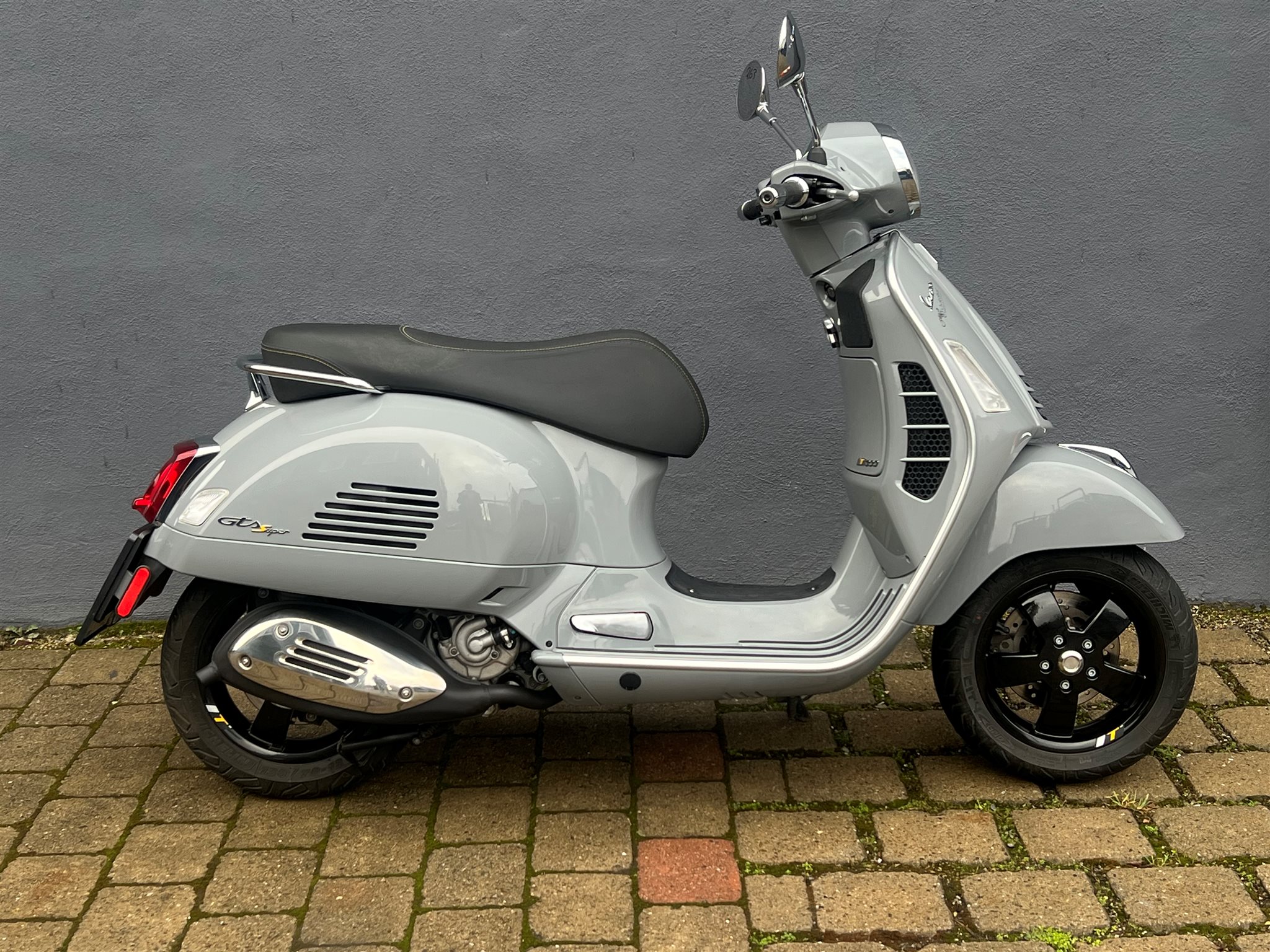 Vespa GTS 300 Super Tech