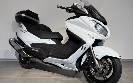 Gebrauchtmotorrad Suzuki Burgman 650 Executive - Bild 3