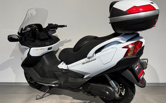 Gebrauchtmotorrad Suzuki Burgman 650 Executive - Bild 7