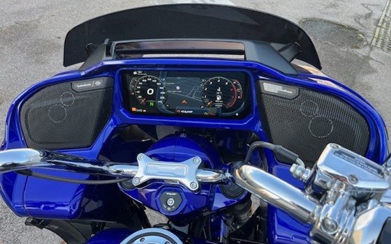 Gebrauchtmotorrad Harley-Davidson CVO Road Glide FLTRXSE - Bild 18