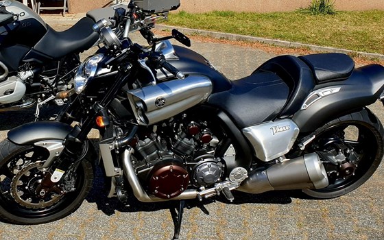 Gebrauchtmotorrad Yamaha V-MAX - Bild 1