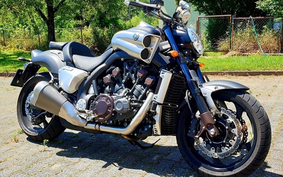 Gebrauchtmotorrad Yamaha V-MAX - Bild 2