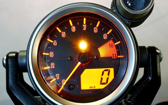 Gebrauchtmotorrad Yamaha V-MAX - Bild 4