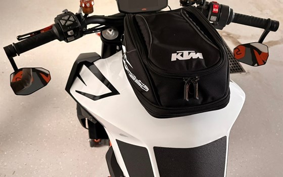 Gebrauchtmotorrad KTM 1290 Super Duke R - Bild 12