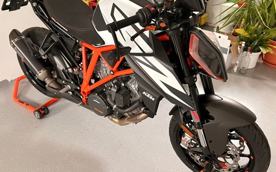 Gebrauchtmotorrad KTM 1290 Super Duke R - Bild 3