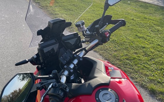 Gebrauchtmotorrad Yamaha Tracer 9 GT - Bild 9