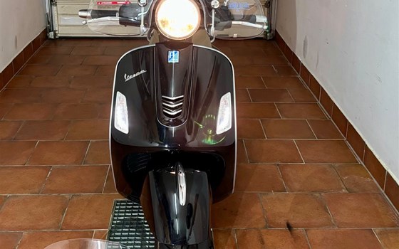 Gebrauchtmotorrad Vespa GTS 250 i.e. - Bild 6