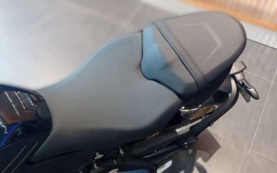 Gebrauchtmotorrad Triumph Trident 800 - Bild 10