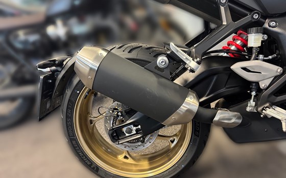 Gebrauchtmotorrad Triumph Trident 800 - Bild 11