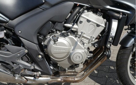 Gebrauchtmotorrad Honda CBF 600 S - Bild 5