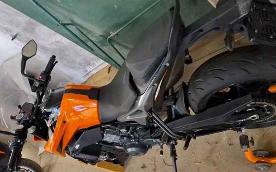 Gebrauchtmotorrad KTM 790 Duke L - Bild 3