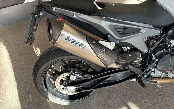 Gebrauchtmotorrad KTM 790 Duke L - Bild 3