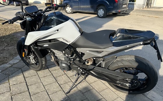 Gebrauchtmotorrad KTM 790 Duke L - Bild 6