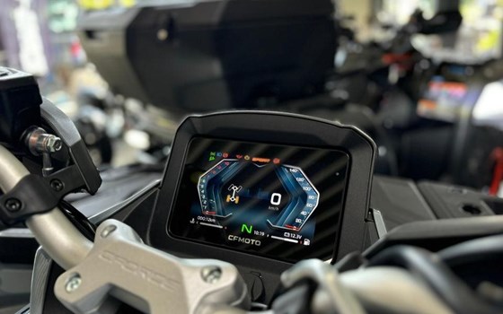 Gebrauchtmotorrad CFMOTO CFORCE 850 Touring - Bild 6