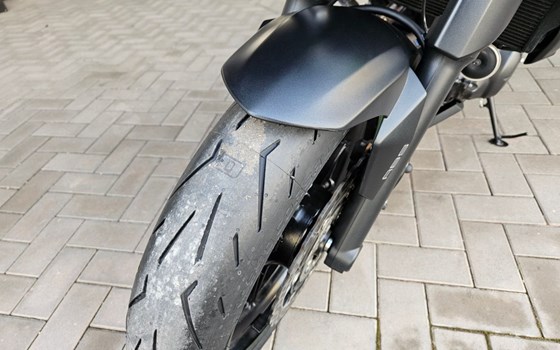 Gebrauchtmotorrad Kawasaki ER-6n - Bild 7