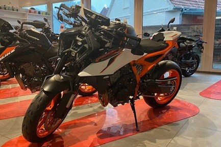 KTM 990 Duke R