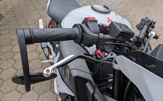 Gebrauchtmotorrad Yamaha MT-10 - Bild 11