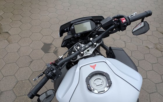 Gebrauchtmotorrad Yamaha MT-10 - Bild 12