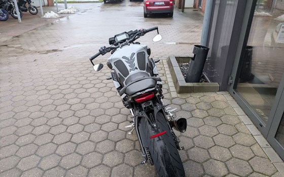 Gebrauchtmotorrad Yamaha MT-10 - Bild 4