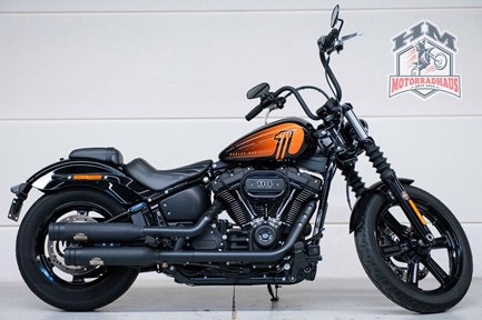 Harley-Davidson Softail Street Bob 114 FXBBS