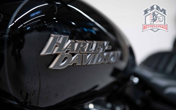 Gebrauchtmotorrad Harley-Davidson Softail Street Bob FXBB - Bild 10