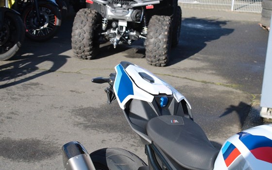 Gebrauchtmotorrad BMW M 1000 R - Bild 7