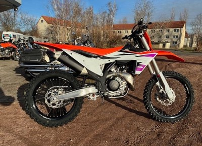 NEUFAHRZEUG KTM 450 SX-F