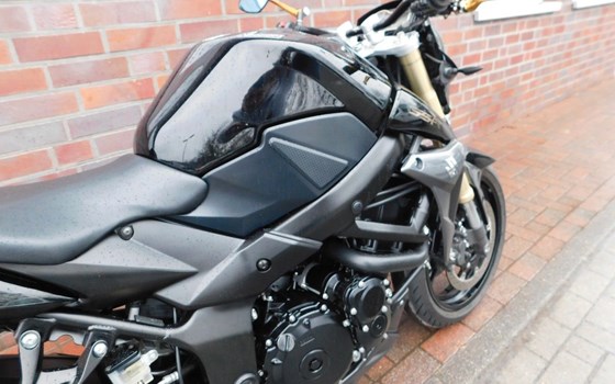 Gebrauchtmotorrad Suzuki GSR 750 - Bild 20