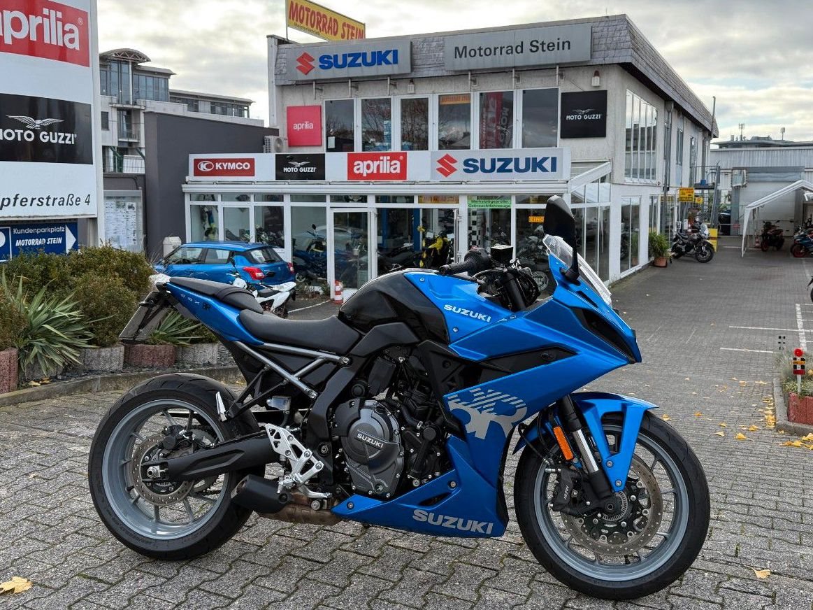Suzuki GSX-8R