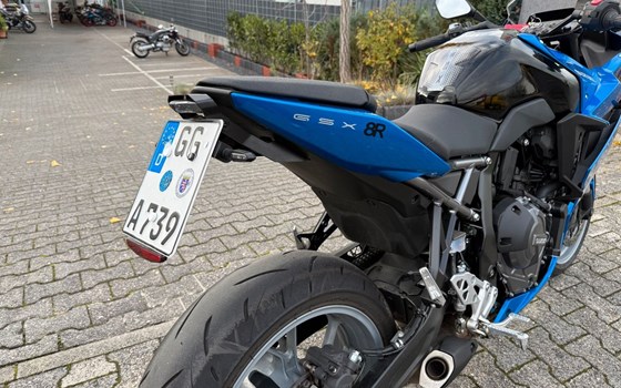 Gebrauchtmotorrad Suzuki GSX-8R - Bild 7