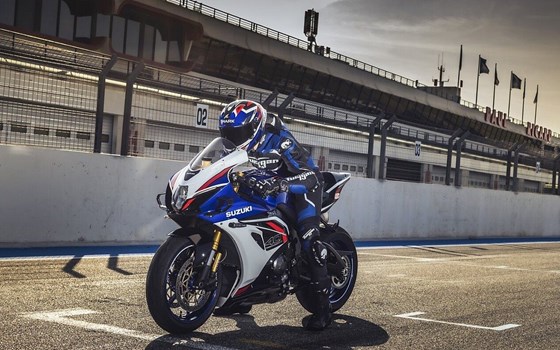 Gebrauchtmotorrad Suzuki GSX-R 1000 R - Bild 4