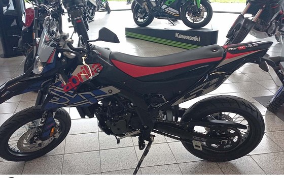 Gebrauchtmotorrad Aprilia SX 125 - Bild 1