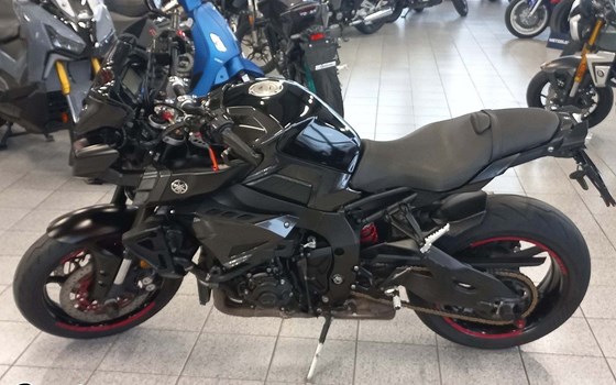 Gebrauchtmotorrad Yamaha MT-10 - Bild 1